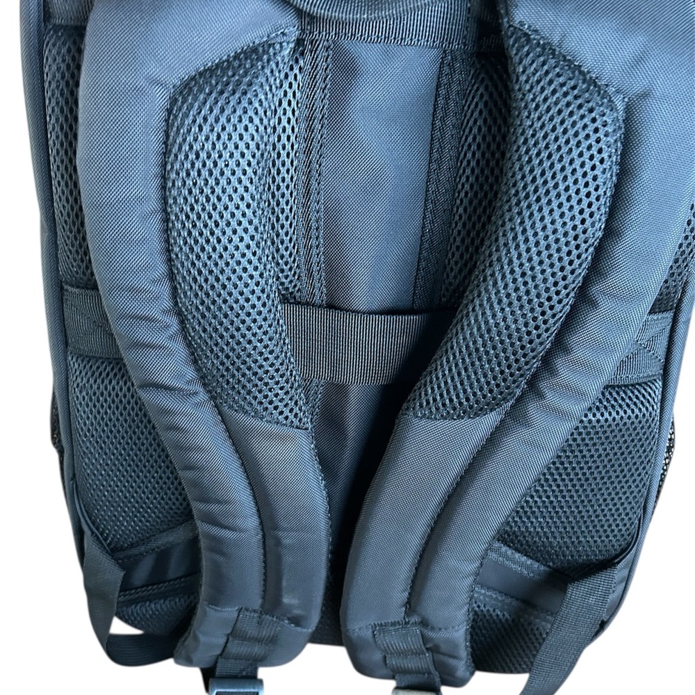 NWT Samsonite Classic Business Everyday Backpack, Black, 17”X 11.3” X 7.3” - Picture 9 of 11